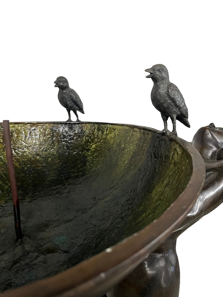 Bronze Gartenbrunnen "Lady mit Vogelbad Art Deco" - cosmali-shop.com