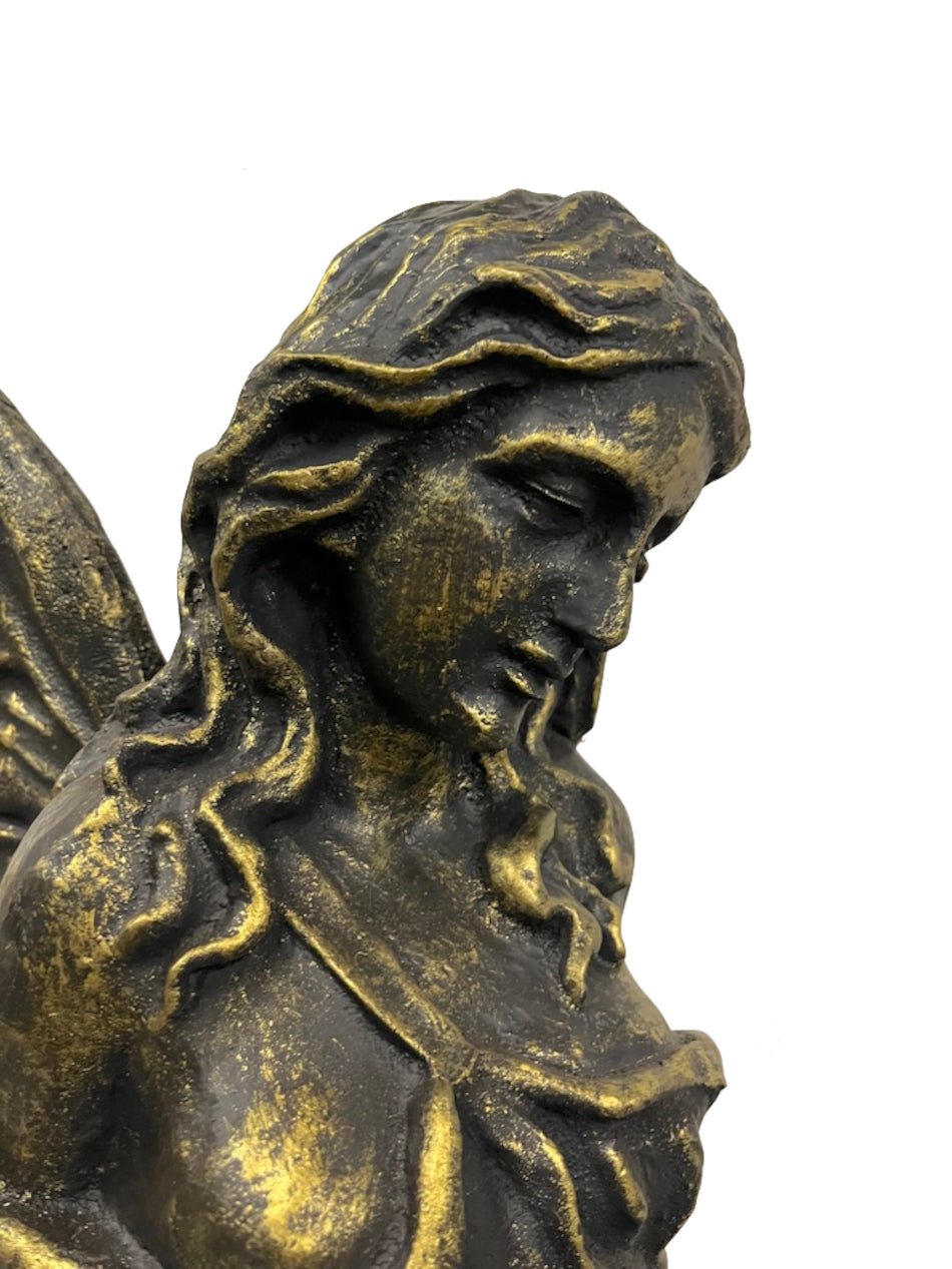 Skulptur Gusseisen "Engel mit Schmetterling" shabby gold - cosmali-shop.com