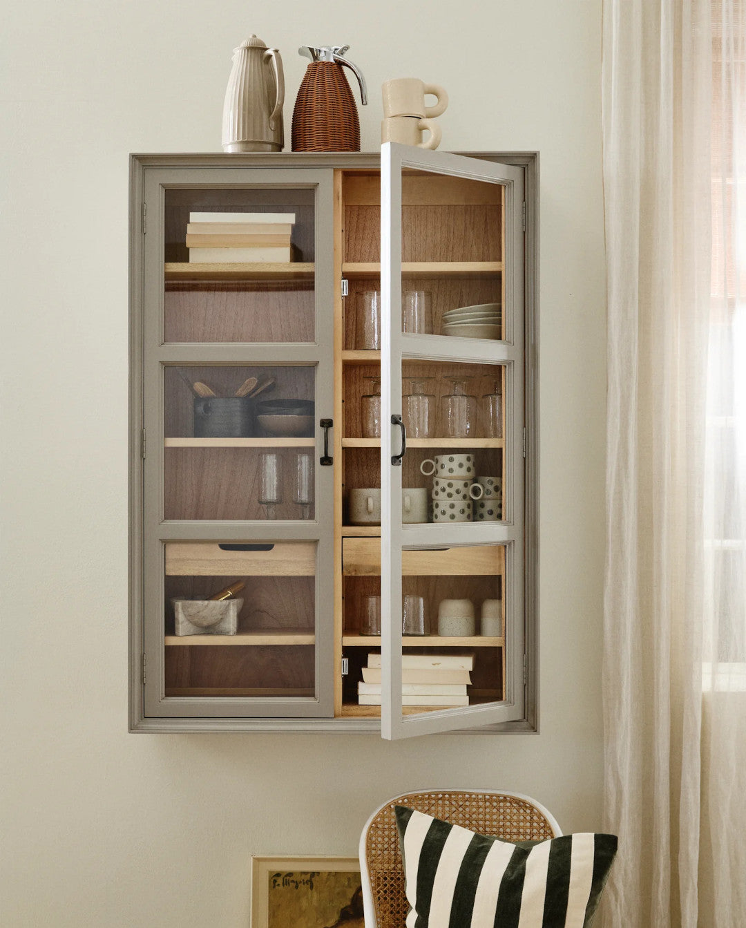 Wandvitrine MAJA grau-natur Landhausstil - cosmali-shop.com