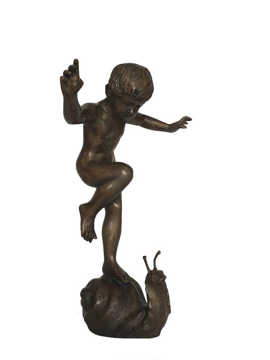 Bronze Gartenbrunnen " Junge auf Schnecke" - cosmali-shop.com