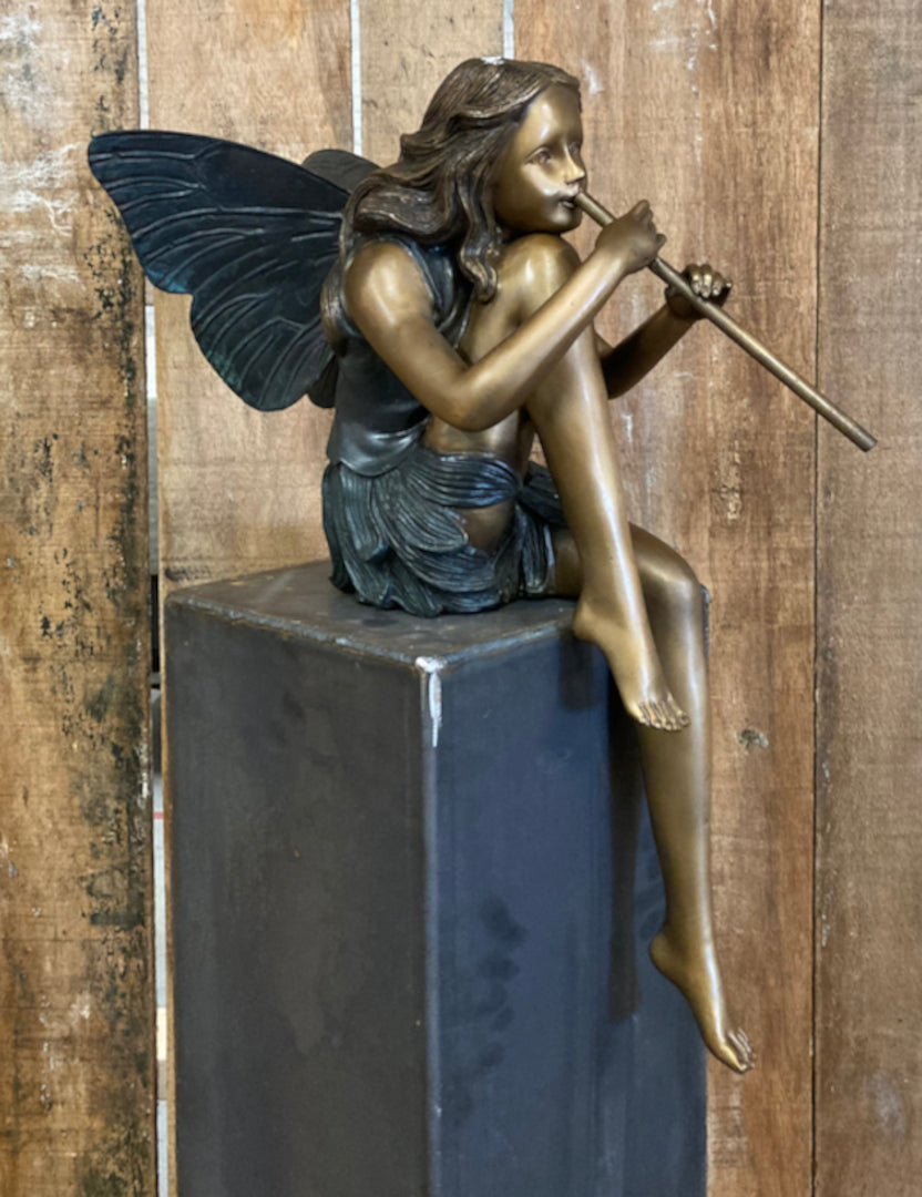 Bronze Skulptur " Fee mit Flöte" - cosmali-shop.com