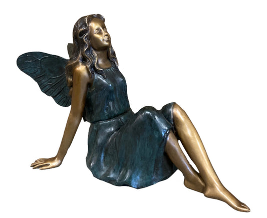 Bronze Skulptur "sitzende Fee"